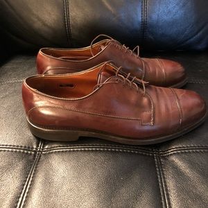 Allen Edmonds Men's 11.5 D Bergland Oxford Cap Toe